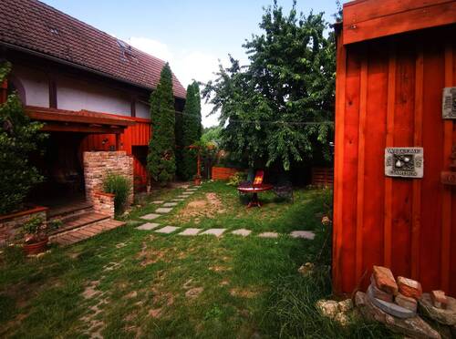 Ansicht Innenhof - Einfamilienhaus mit 130,00 m² in Bürgel zum Kaufen