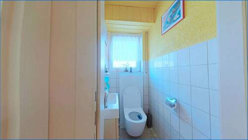WC - 