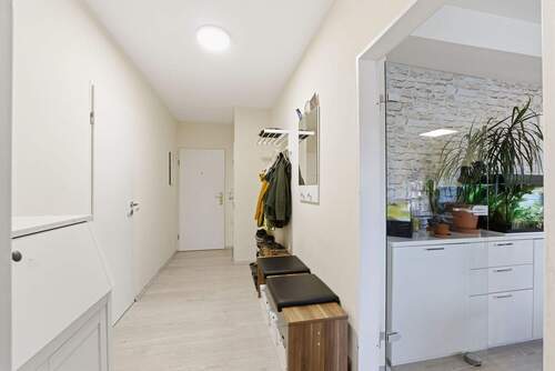 Diele.jpg - 3 Zimmer Etagenwohnung in Dormagen