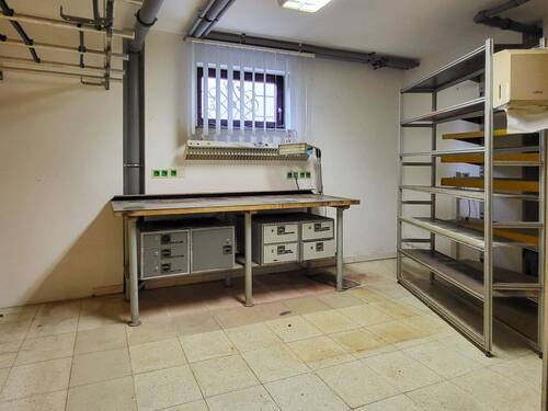 Hobby-Werkstatt-KG - 