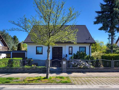 Gebäudeansicht - Einfamilienhaus in ruhiger Lage
