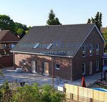 K 594-1 - Neubauprojekt in Lingen-Damaschke! Attraktive 2-Zimmer-Erdgeschosswohnung mit separatem Eingang, Terrasse und großem Garten! - Lingen (Ems)