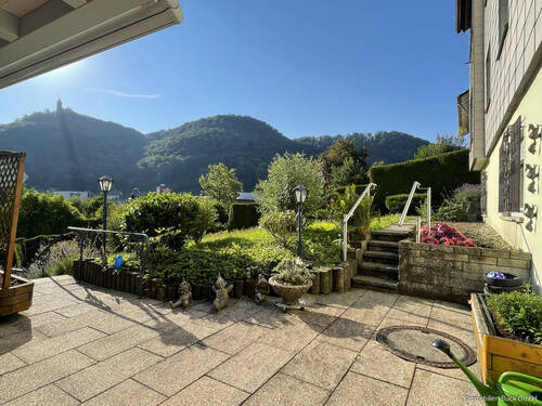 Terrasse - 9 Zimmer Einfamilienhaus zum Kaufen in Geislingen an der Steige