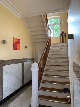 Treppenhaus - Etagenwohnung mit 73,00 m&sup2; in Nettetal zur Miete
