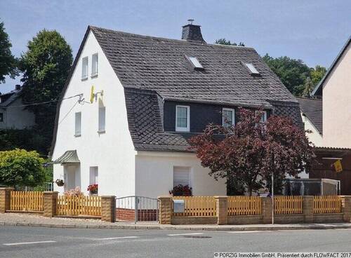 Ansicht Haus - 7 Zimmer Mehrfamilienhaus, Wohnhaus zum Kaufen in Mülsen