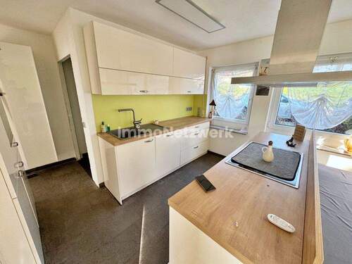 Küche - 6 Zimmer Einfamilienhaus in Kohlberg