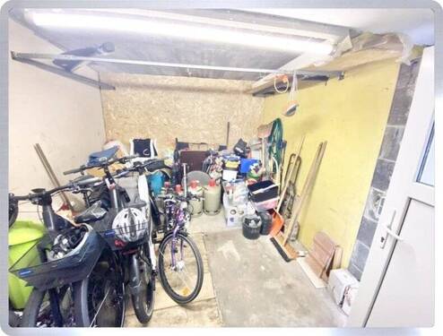 Garage - 