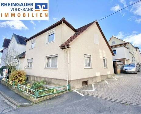 Straßenansicht - ** Oestrich: Zweifamilienhaus in Weinbergnähe **