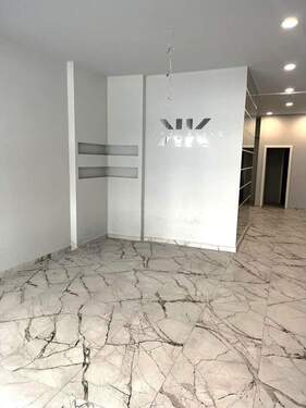 Ladenlokal - Gewerbeobjekt (Büro, Produktion, Verkauf) in Düsseldorf zur Miete