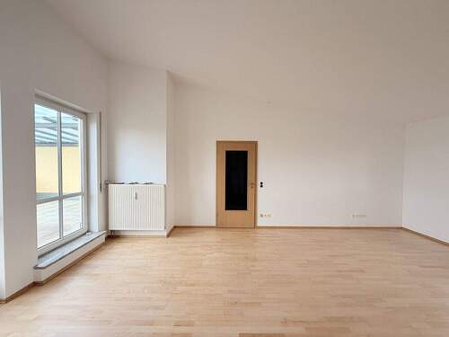 Ess- Wohnzimmer - Etagenwohnung mit 76,50 m&sup2; in Poing zur Miete