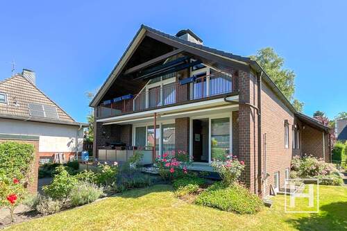 Ansicht - Zweifamilienhaus in bester Lage