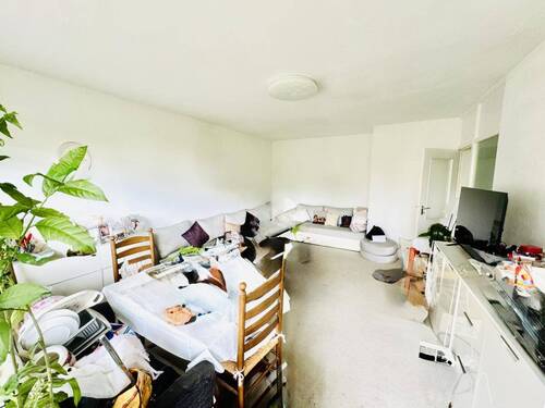 Zimmer 1 - 3 Zimmer Etagenwohnung in Berlin