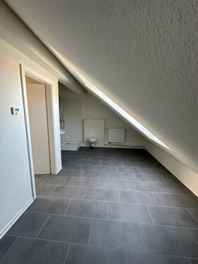 2. Bad (Dachgeschoss) - 