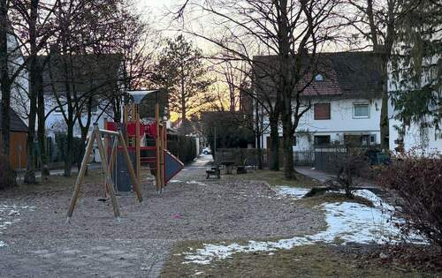 Spielplatz - 