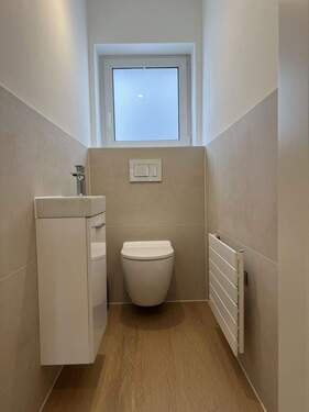 WC - 