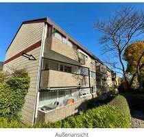 3-Zimmer-Wohnung mit Balkon in zentraler Lage von Ditzingen - ideal für Eigennutzer oder Handwerker