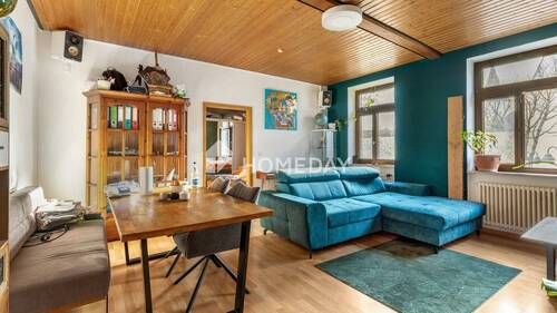 Wohnzimmer 1 - Drei-Zimmer-Wohnung in Mannheim Käfertal mit Balkon