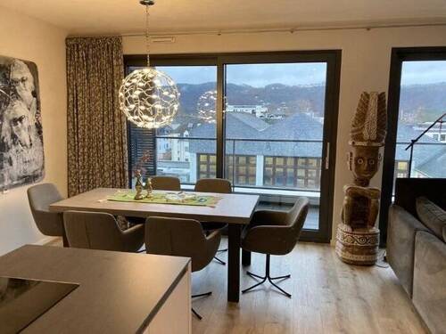 Bild 1 - Exklusive Wohnung mit Panoramaterrasse und Tiefgarage in Top Lage- möbliert