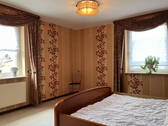 1. OG Schlafzimmer Eltern - 