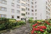Eingang - gepflegte 3 Zimmer Wohnung mit Balkon und Garage
