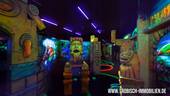Schwarzlicht-Minigolf - 