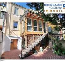 * Rüdesheim am Rhein: Überwiegend modernisiertes Reihenhaus in ruhiger Wohnlage *