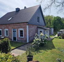 Renoviertes, massiv gebautes 7 Zimmer Haus, in beliebtem, ruhigem Fischerdorf Altwarp, zu verkaufen