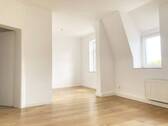 Wohnzimmer - Etagenwohnung mit 100,10 m² in Chemnitz zur Miete