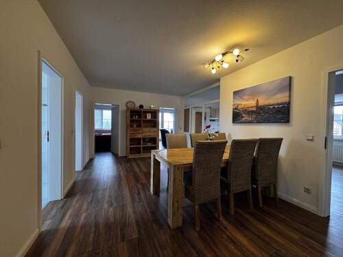 Diele/ Essbereich - Etagenwohnung mit 104,00 m&sup2; in Rosengarten zur Miete