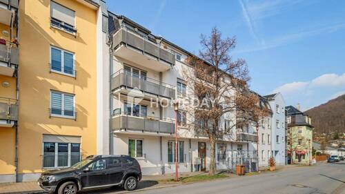 Außenansicht 2 - Komfortable 2-Zimmer-Wohnung mit Balkon und Tiefgaragenstellplatz - sofort bezugsfrei