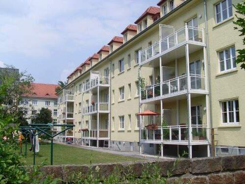 Gartenansicht - 2 Zimmer Etagenwohnung zum Kaufen in Dresden