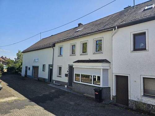 Haus 5 - 1 Zimmer Mehrfamilienhaus, Wohnhaus zum Kaufen in Bettenfeld