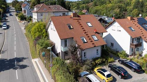 Vorderansicht - Doppelhaushälfte in ruhiger Wohnlage! - Coburg