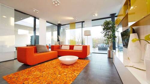 Interior - 