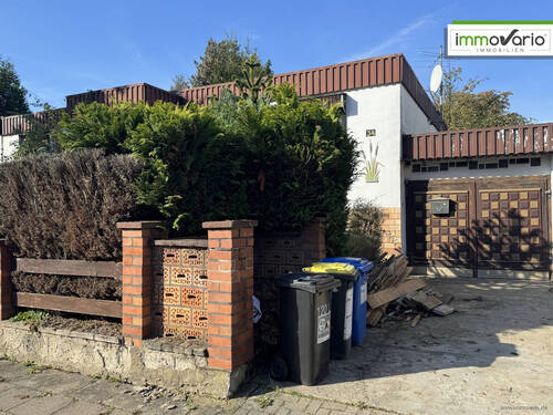 Zufahrt Garage - 4 Zimmer Doppelhaushälfte in Magdeburg