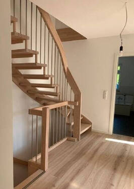 Treppenaufgang zum Boden - 