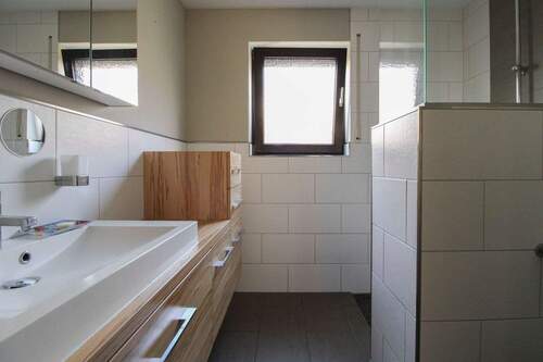 Badezimmer EG(1) - 