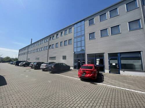 AnKaSa Immobilien GmbH_Maklerempfehlung Leipzig Ma - AnKaSa GmbH*Gewerbeeinheit Verkaufsraum Halle Büro Lager 730m²*vielseitige Nutzung+ebenerdig+Rampe