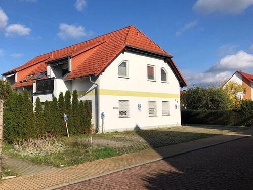 Ansicht aus Süd.JPG - 3 Zimmer-Wohnung mit Terrasse in Lieskau