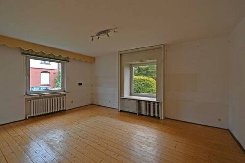 Wohnzimmer - Einfamilienhaus mit 140,00 m&sup2; in Essen zum Kaufen