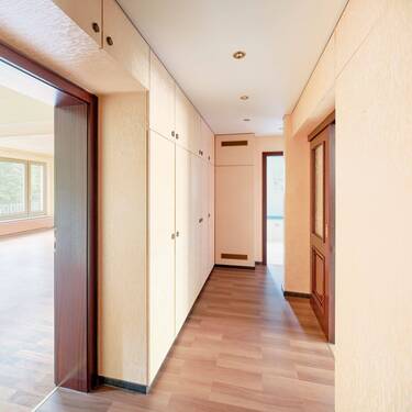 breiter Flur - 