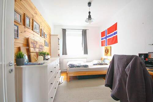 Wohnzimmer (mit verbautem Durchgang Wohn-/Esszimme - 