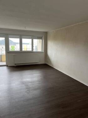 Wohnbereich - Barrierearme Wohnung in Völklingen, Robert-Koch-Straße 2 zu vermieten!