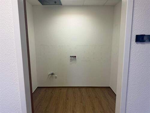 Abstellraum mit Wasseranschlus - 