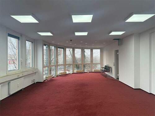 Großes Zimmer1 - Büro mit 168,90 m&sup2; in Teltow zur Miete