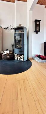 Attraktiver Kaminofen - 