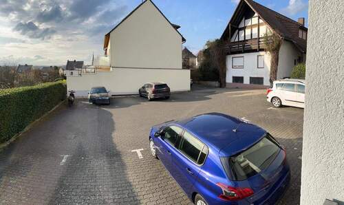 Parkplatz.jpeg - 