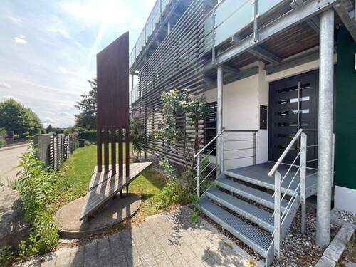 Außenansicht_www.villingen.immobilien - 8 Zimmer Einfamilienhaus zum Kaufen in Bonndorf