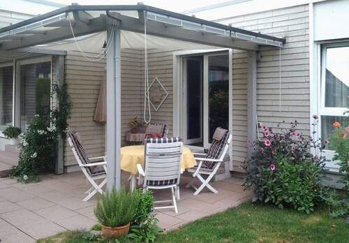 Terrasse mit Überdachung - 