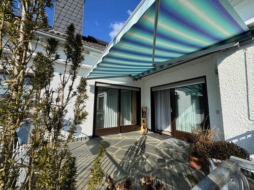 Terrasse mit Markise - 